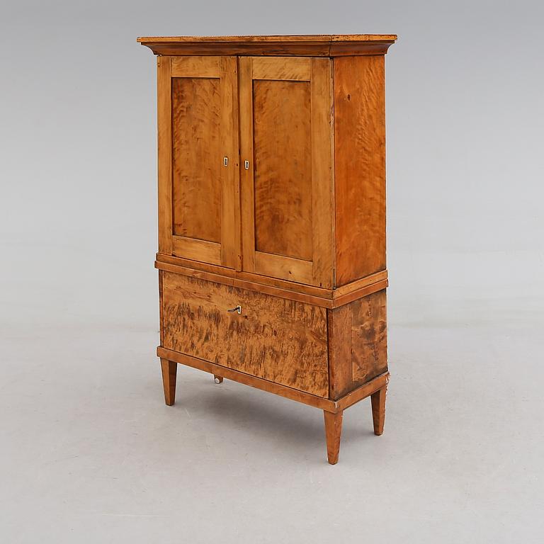 SKÅP, 1800-talets andra hälft, senare montering.