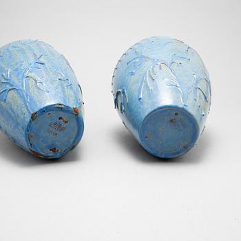 Erik Mornils, vaser, ett par, Nittsjö, 1900-talets mitt.