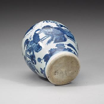 A blue and white Transitional vase, 17th Century.