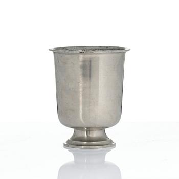 Nils Fougstedt, a set of two vases, Firma Svenskt Tenn, Stockholm, 1927-28.
