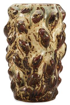 1215. An Axel Salto stoneware vase, Royal Copenhagen, Denmark 1951.