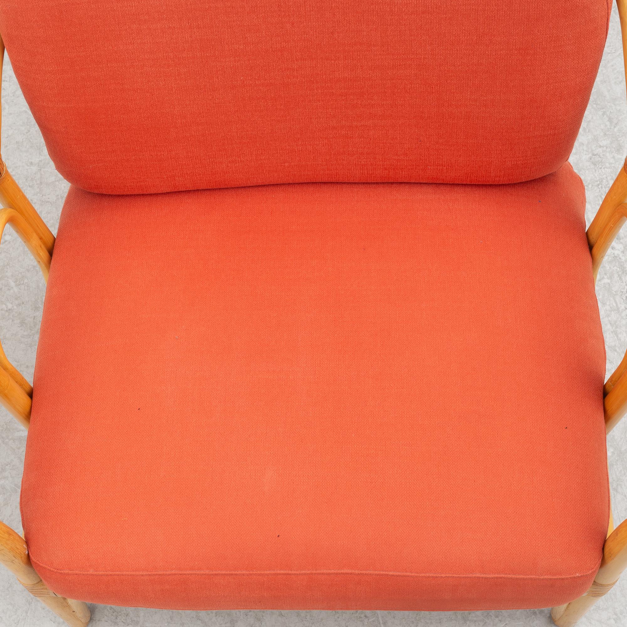 Soffbord, samt fåtöljer, ett par, Sverige, 1900-talets andra hälft.