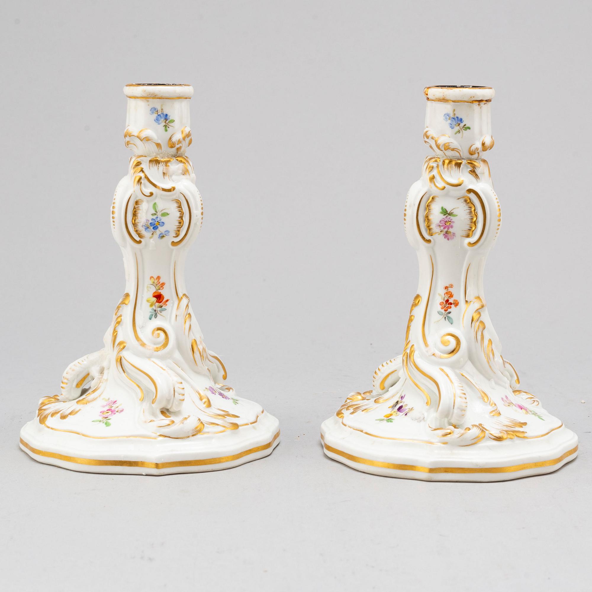 A pair of porcelain handle holders, Meissen, 19th century.