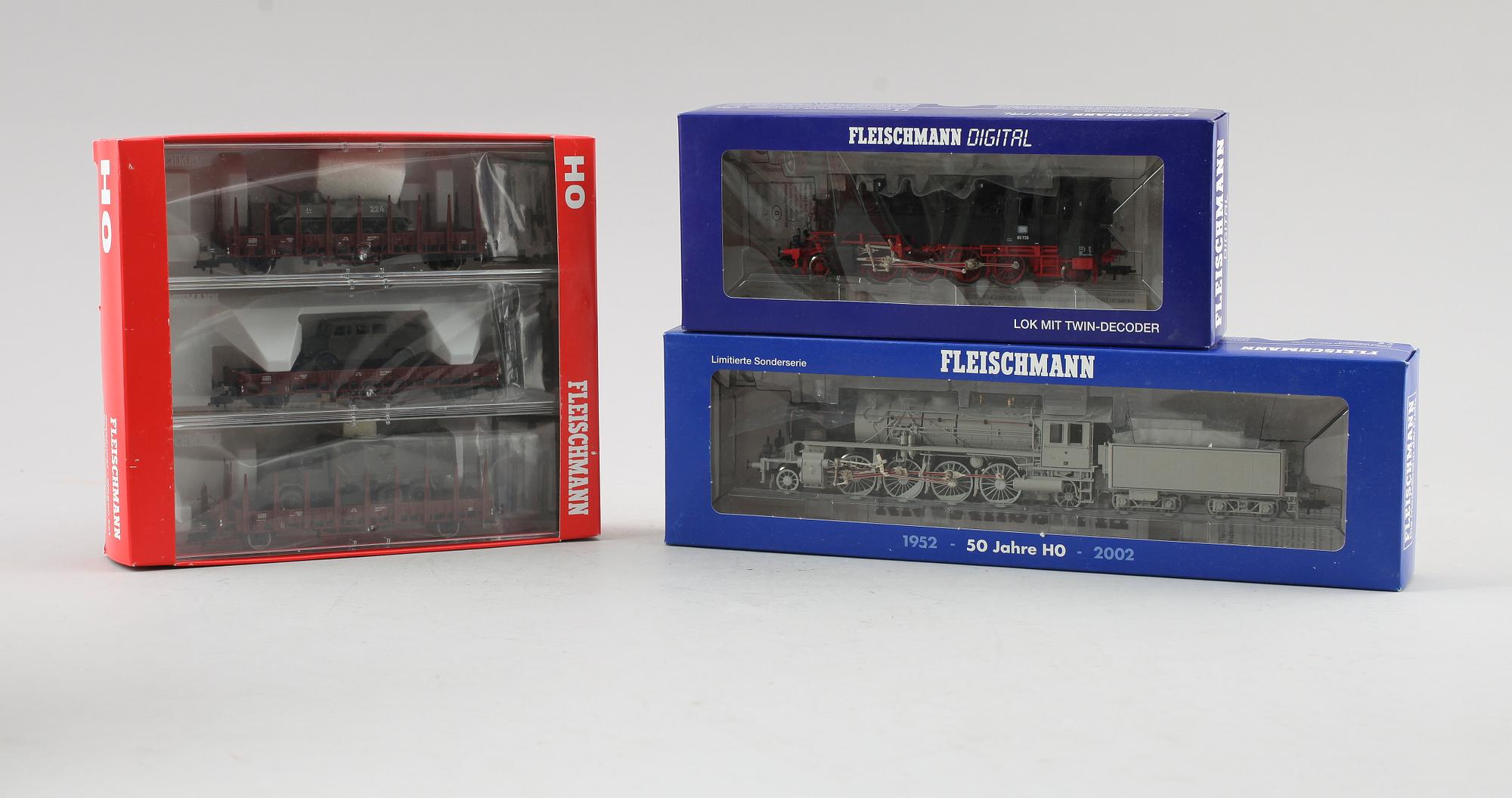 MODELLTÅGSDELAR, 3 st, Fleischmann, Tyskland.