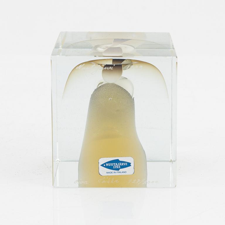 Oiva Toikka, Årskub Sign. Oiva Toikka, Nuutajärvi 1989, 927/2000.