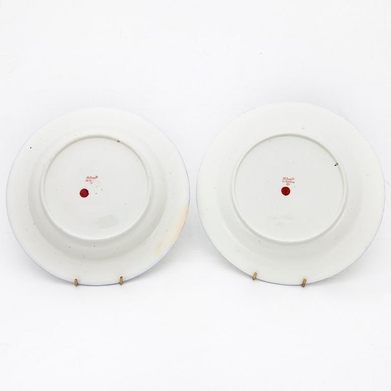 A 16-piece set of porcelain plates, Paris 1804-09, with Axel von Fersen's monogram.