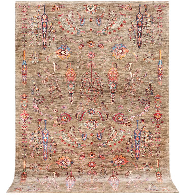 A Ziegler Ariana carpet, c. 296 x 213 cm.