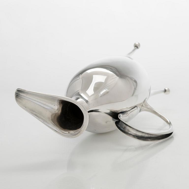 Tapio Wirkkala, silver ewer TW 77, Kultakeskus, Hämeenlinna 1955.