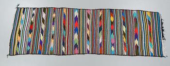 GALLERIMATTA, orientalisk, modern tillverkning, 312 x 98 cm.