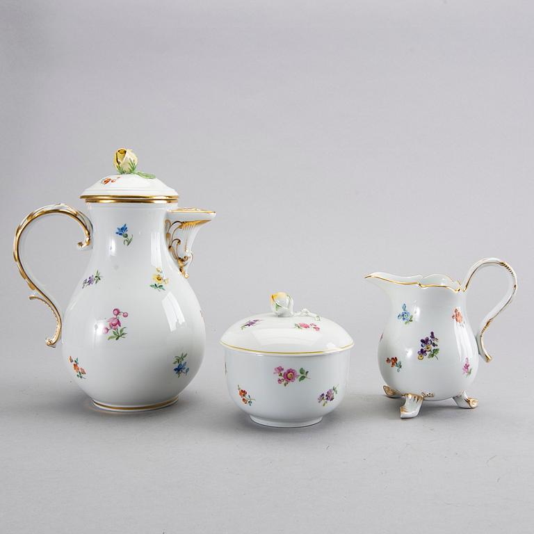 A 12 pcs Mesissen porcelain service.