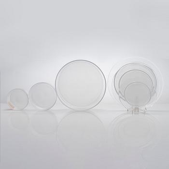 Timo Sarpaneva, 10 bowls and 9 plates, from the 'Marcel' series for Iittala. In production 1993 - 1996.