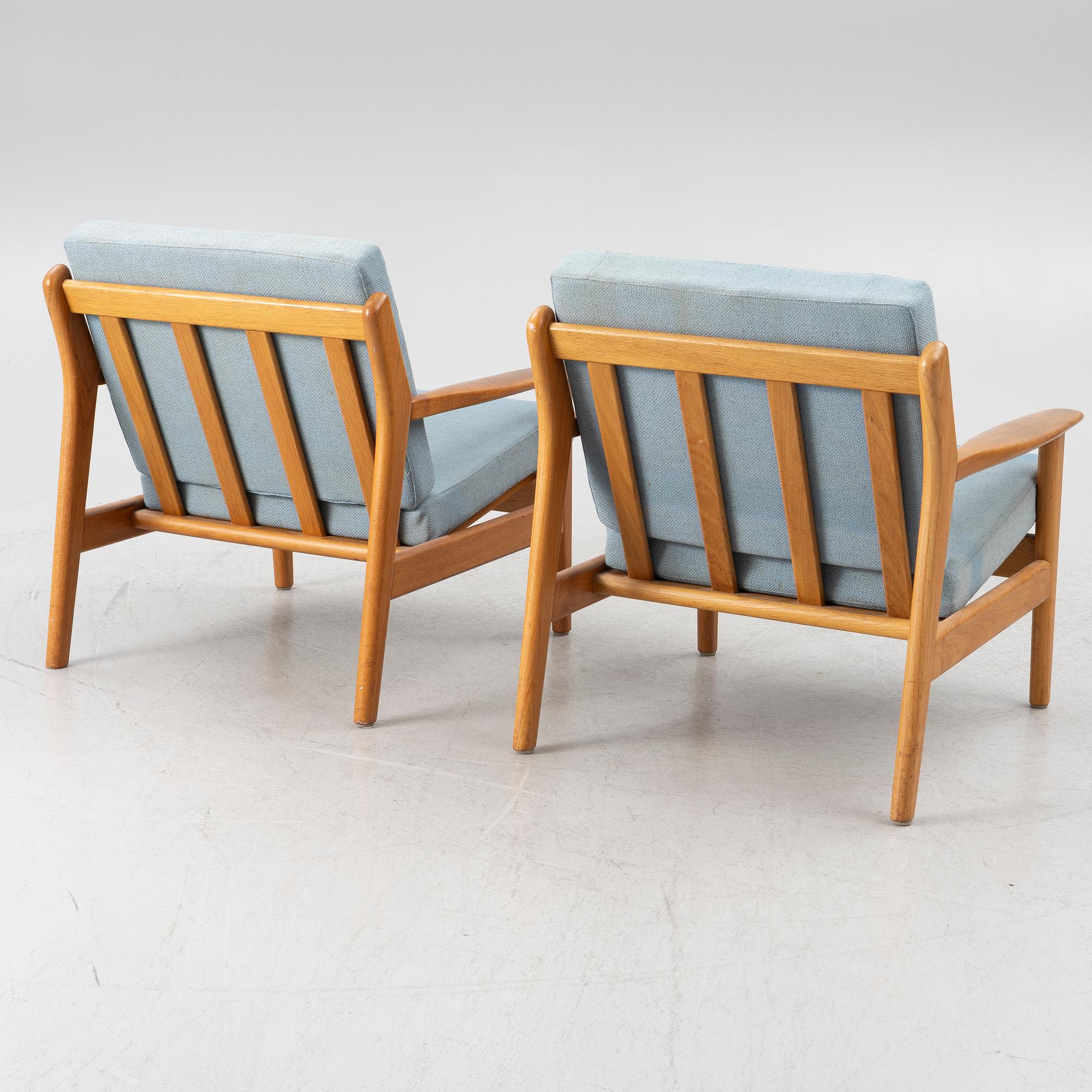 Poul Volther, a pair of armchairs, Gemla, mid-20th century.