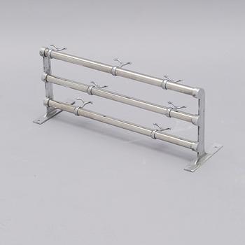 KLÄDHÄNGARE, 1900-tal.