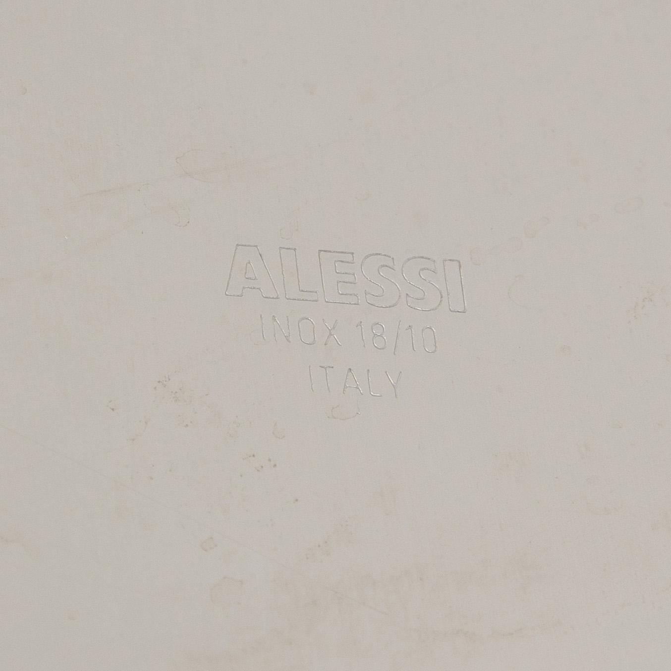 Ettore Sottsass, samppanjajäähdytin ja jalusta, Alessi, 1900-luvun loppu.