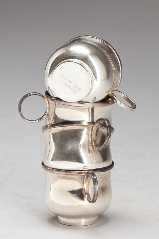 PUNSCHKOPPAR, 4 st, silver, C G Råström, 1977. Total vikt ca 130 g.
