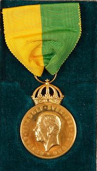 MEDALJ, 18k guld. Kungliga patriotiska Sällskapet.