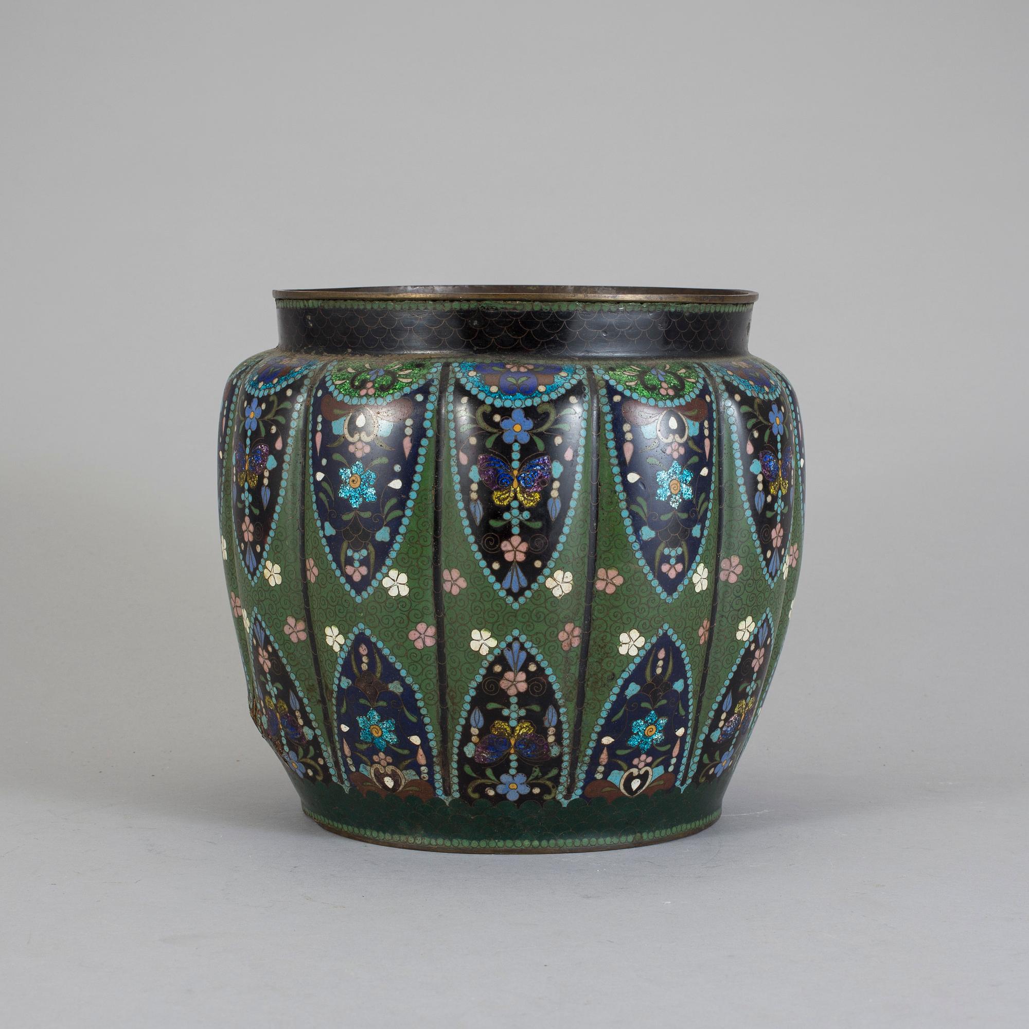 YTTERFODER, cloisonné, Kina, omkring sekelskiftet 1900.