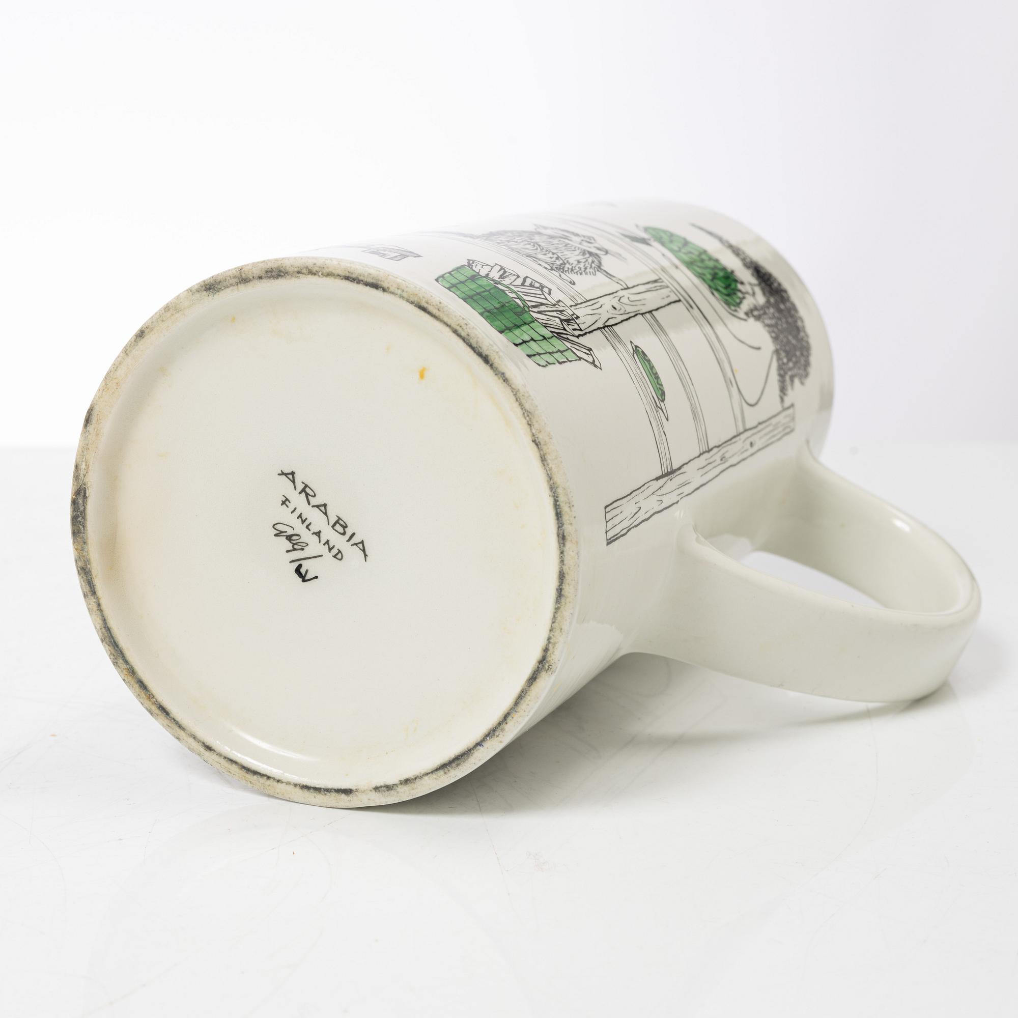 Gunvor Olin-Grönqvist, mugs, 4 pcs and a jug, Arabia, Finland, second half of the 20th century.