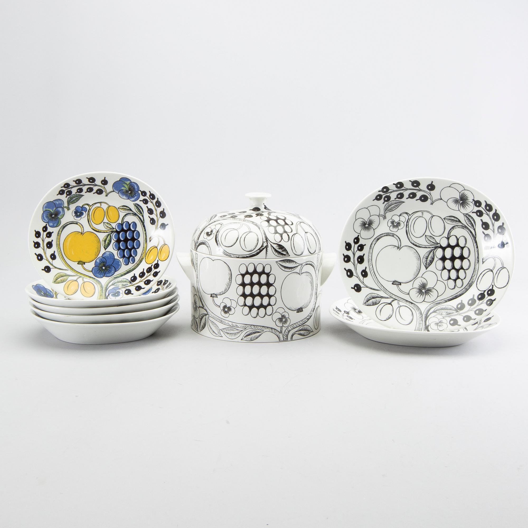Birger Kaipiainen, An eight pcs Paratiisi dinner service form Arabia Finland later part of the 20th century.
