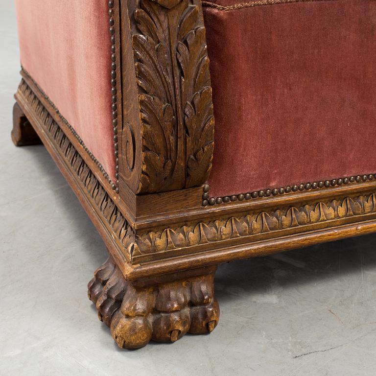 IVAR KREUGERS SOFFA OCH FÅTÖLJ, 1920-tal.