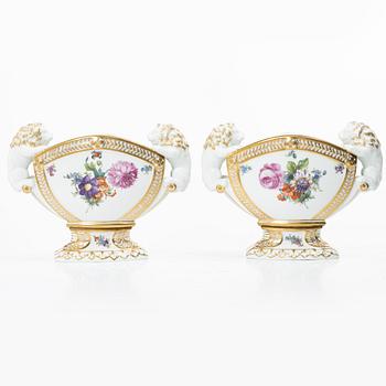 Royal Copenhagen, tulip vases, a pair, “Sachsisk Blomst”, 1870–1890, Denmark.