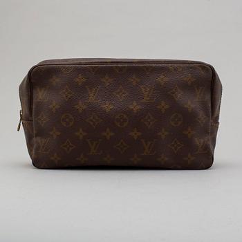 LOUIS VUITTON, "Trousse toilette 28", necessär.