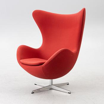 Arne Jacobsen, fåtölj "Ägget", Fritz Hansen, 2014.