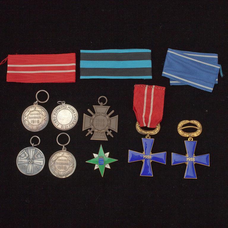 SAMLING MEDALJER, 8 st, bl.a. Frihetskorset 3 klass 1918 för civila meriter, Finland, daterade 1918.