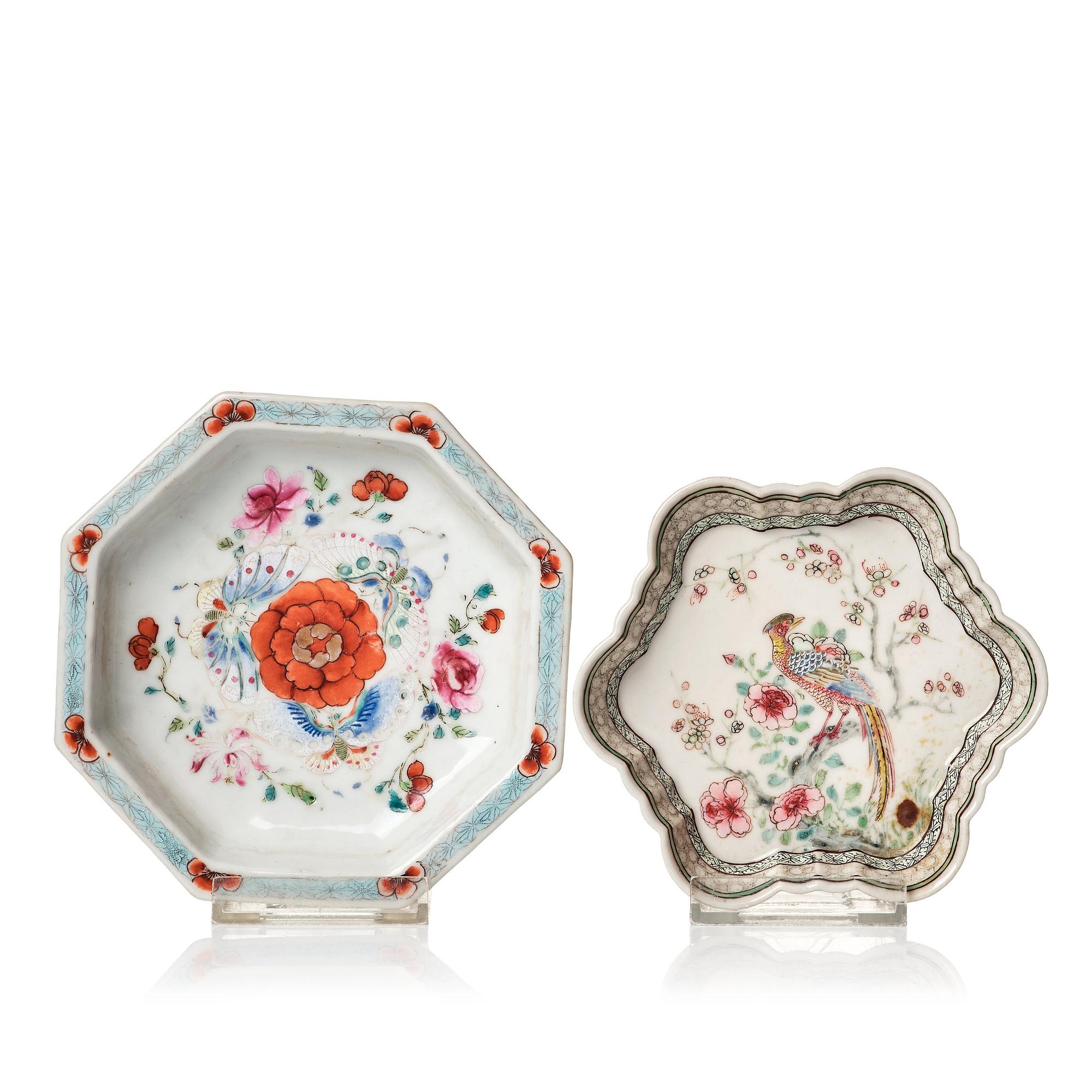 Skedfat, två stycken, kompaniporslin. Qingdynastin, Qianlong (1736-95).