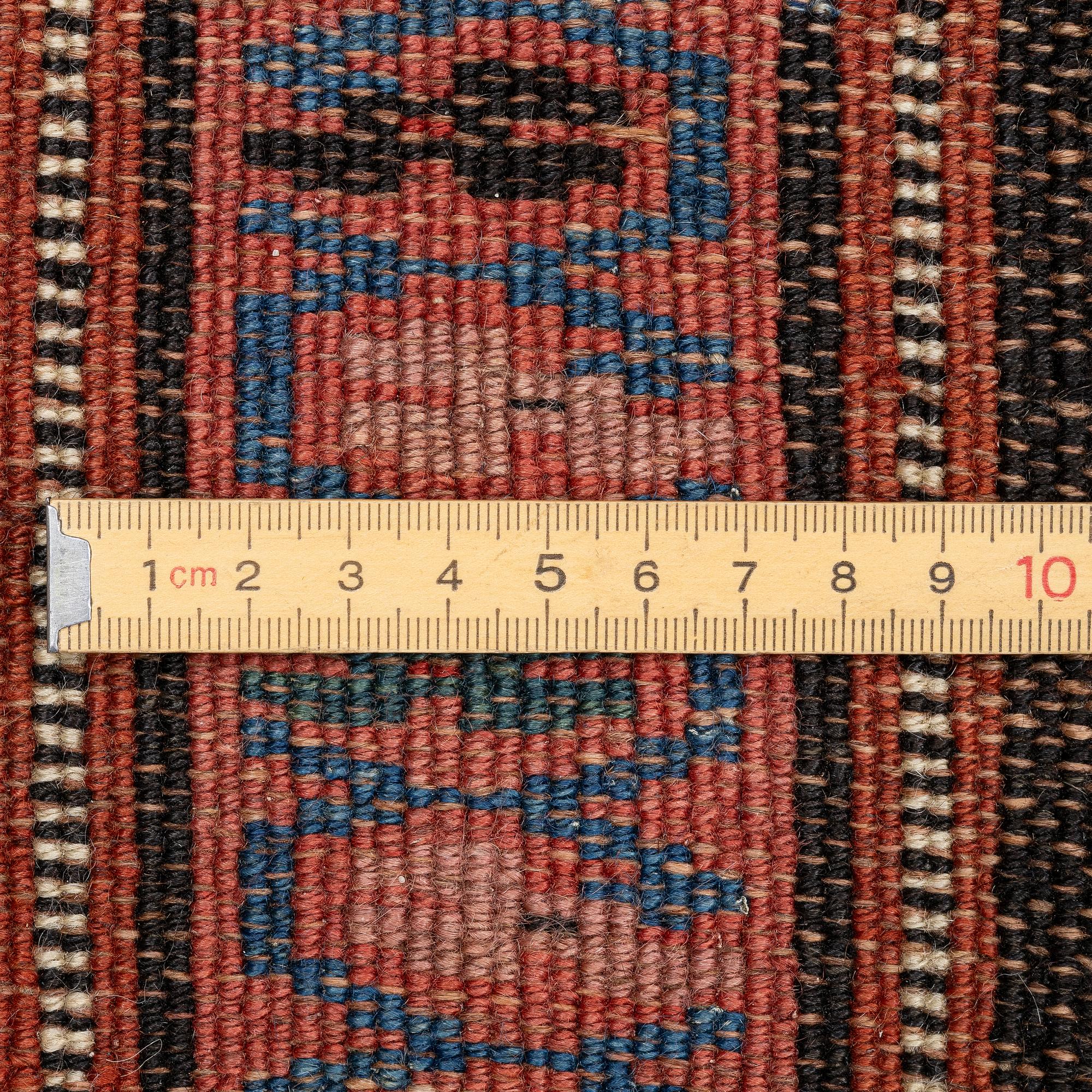Hamadan antique/semi-antique approximately 425 x 162 cm.