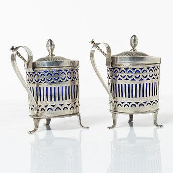 Adolf Zethelius, A Pair of Swedish silver mustard jugs, mark of Adolf Zethelius, Stockholm 1812.