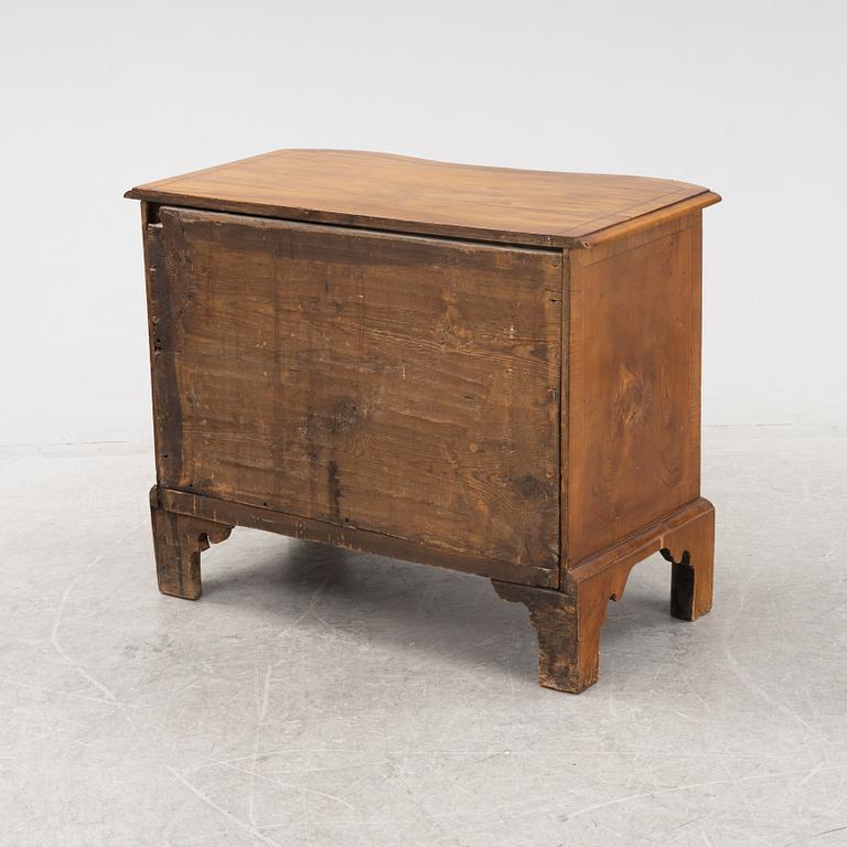 A Baroque commode, first part of the 18th Century.