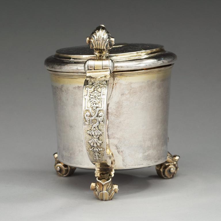 A Swedish 18th century parcel-gilt tankard, makers mark of Bengt Collin, Uppsala (1699-1755).