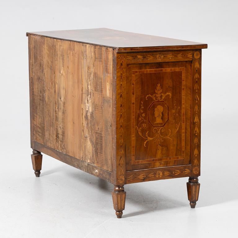 Chest of drawers, Italy, Louis XVI, circa 1800.