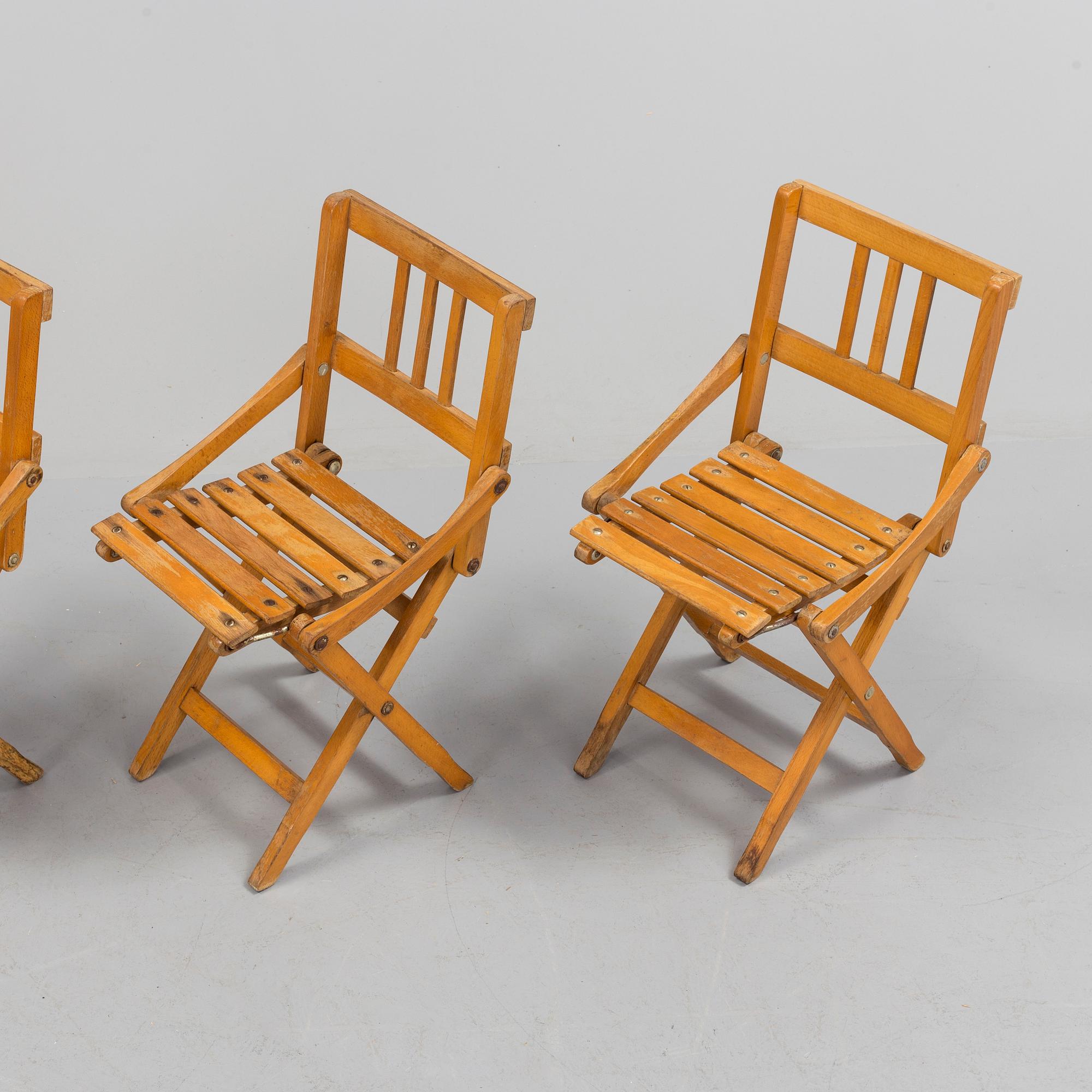 A set of four child chairs by Brevetti Reguitti, Italy, 1950s.