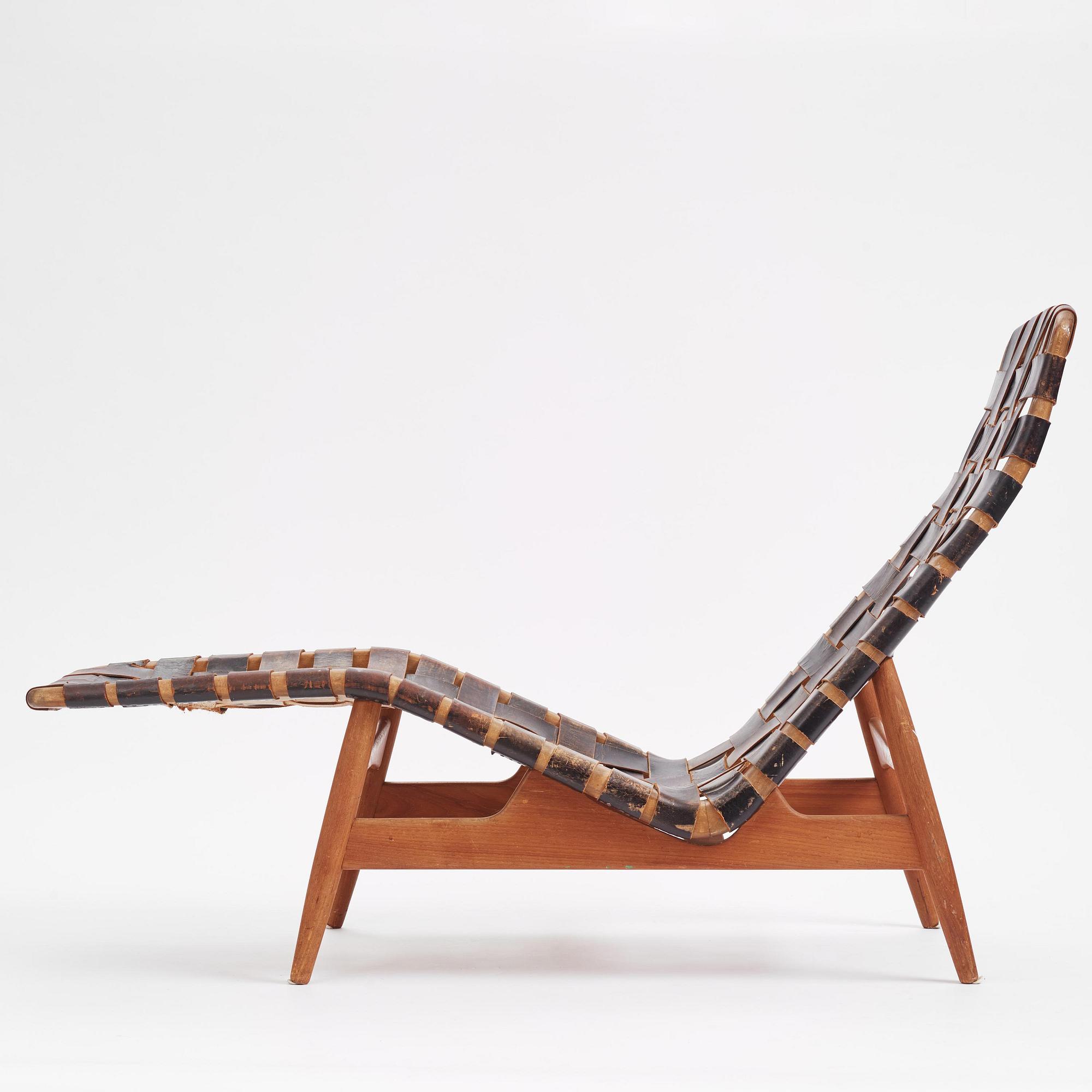 Arne Vodder, a teak lounge chair, Bovirke, Denmark, 1950s.