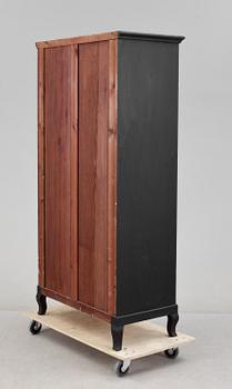 LINNESKÅP, 1910/20-tal.