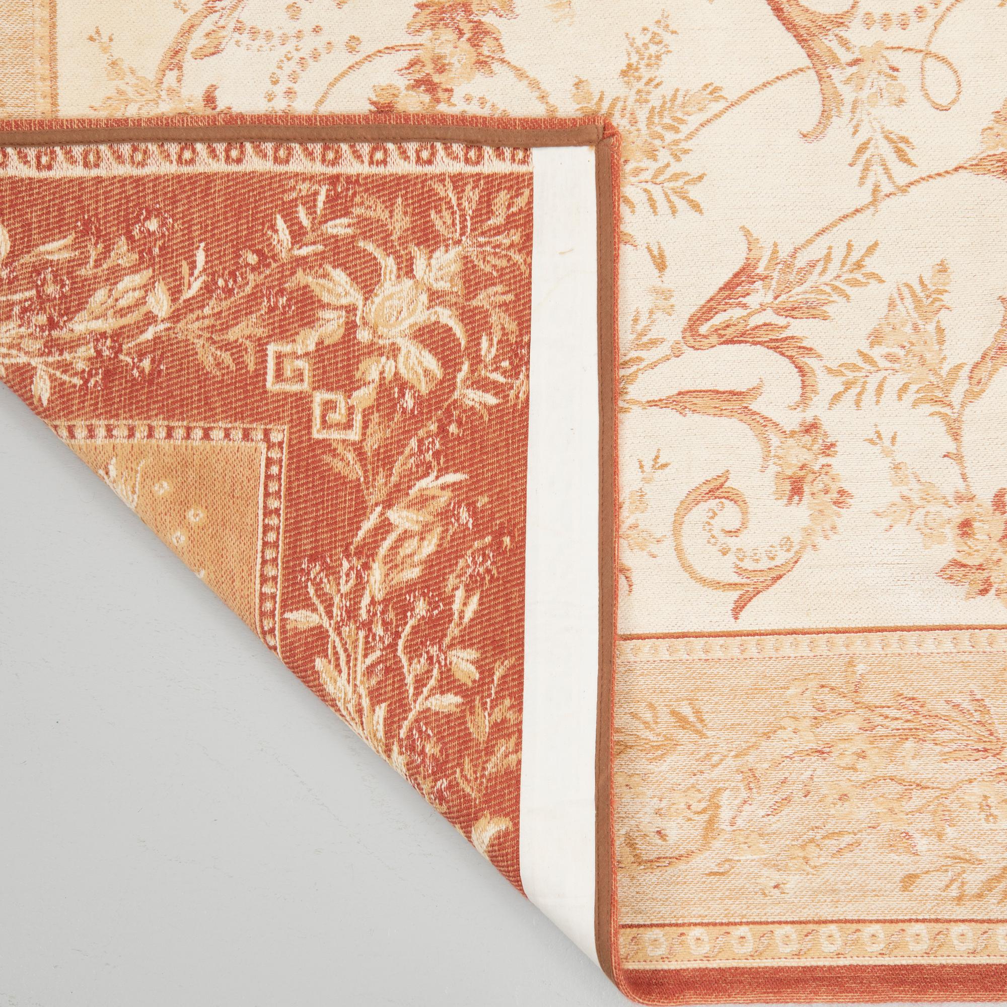 Laura Ashley, rug, machine-made, 234 x 156 cm.