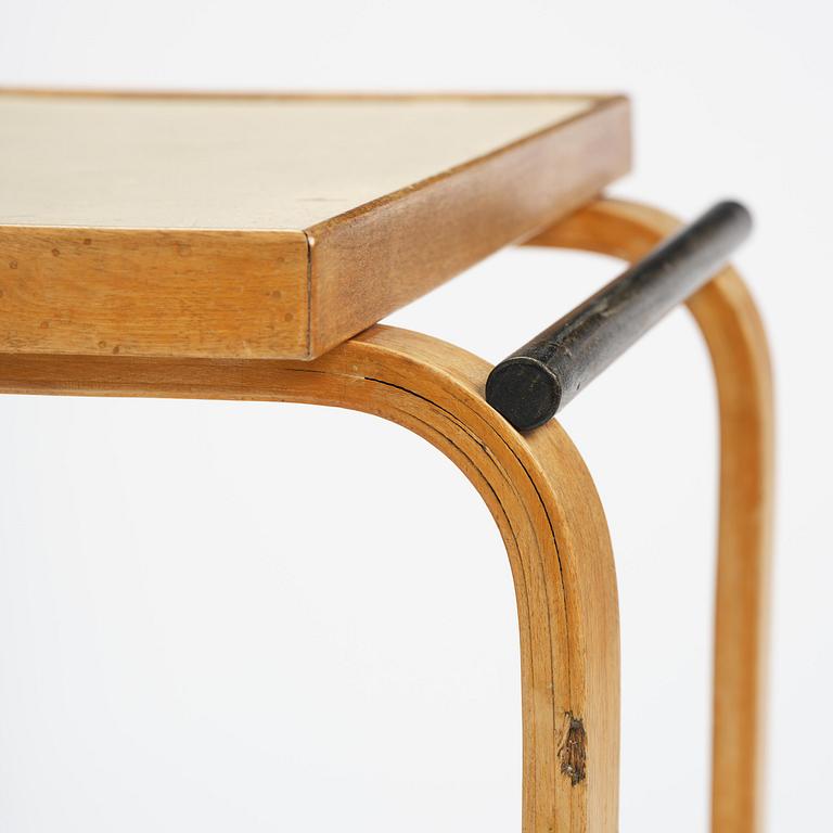 Alvar Aalto, serveringsvagn, modell "98", O.Y. Huonekalu-ja Rakennustyötehdas A.B, för Finmar Ltd, Finland, 1934-39.