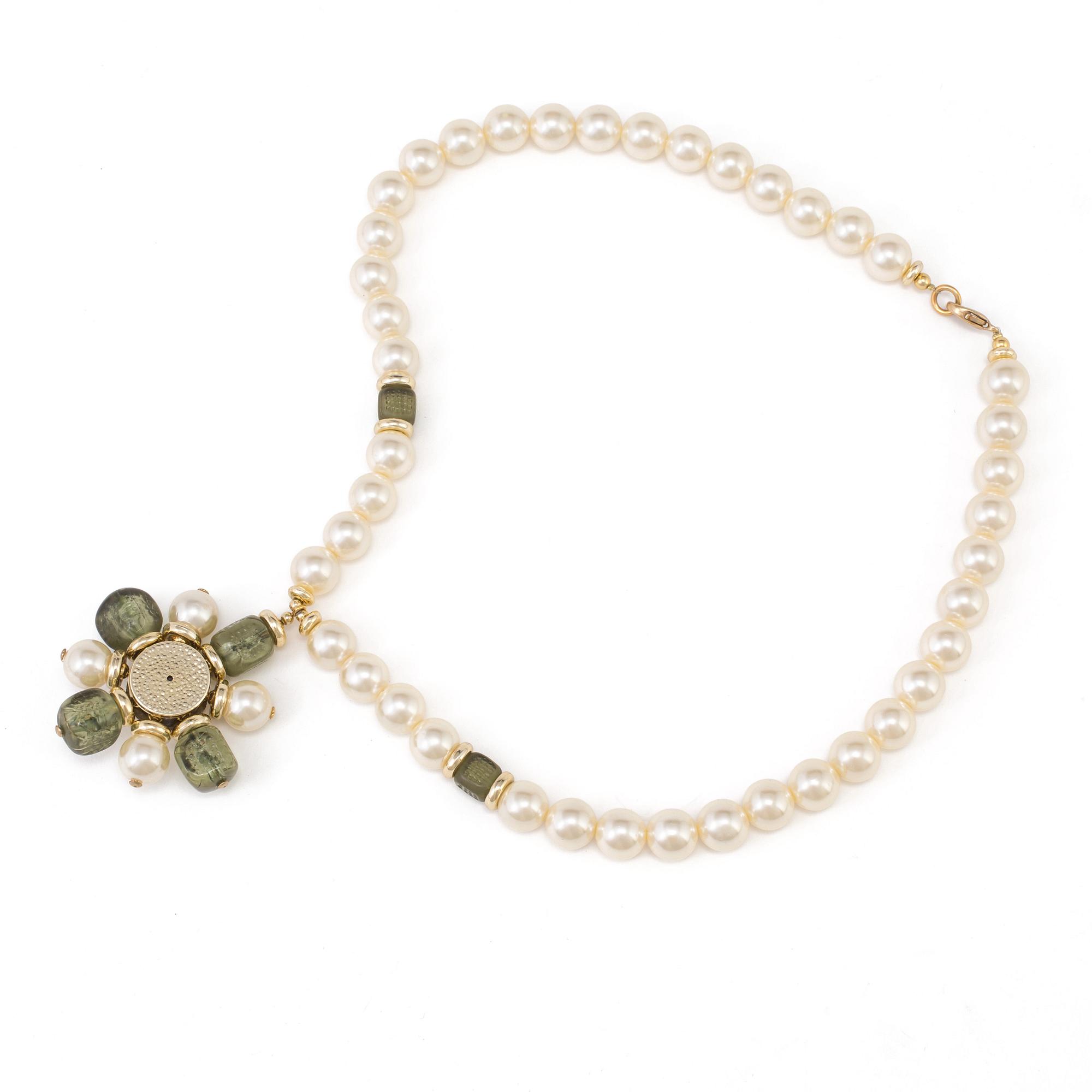 A necklace reportedly by CHANEL.