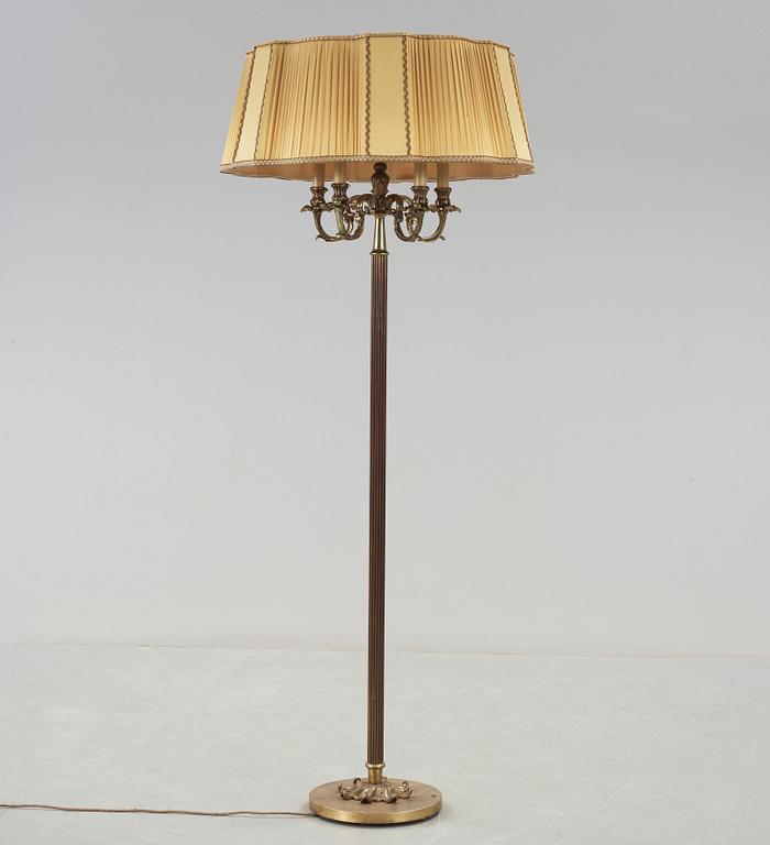GOLVLAMPA, 1900-talets mitt.