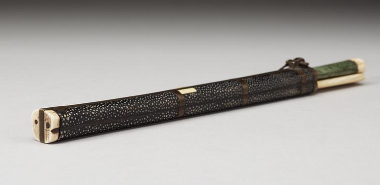 An ivory and shagreen chopstick holder, also with knife and fork, Qing dynasty (1644-1911).