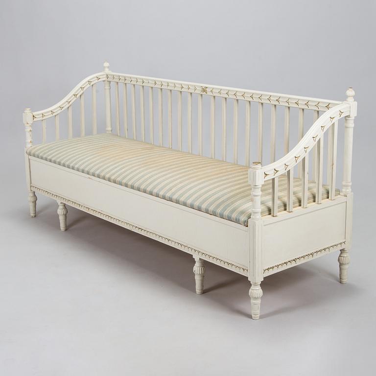 Sohva, kustavilaistyylinen, 1900-luvun alku.