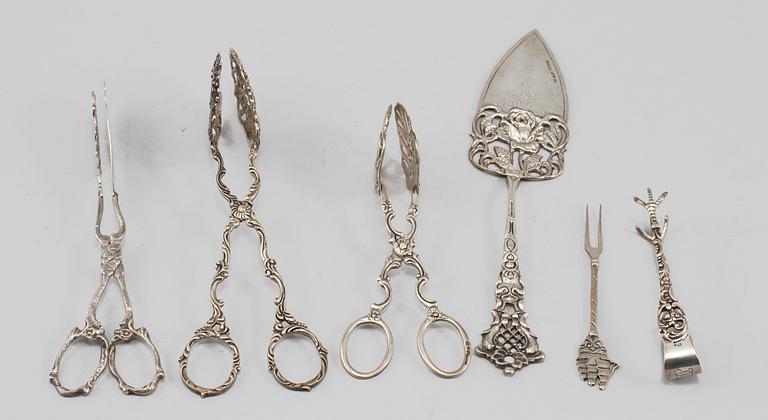 PARTI SILVER, 9 delar, Sverige samt svenska importstämplar, omkring 1900-talets mitt, vikt 457 gram.