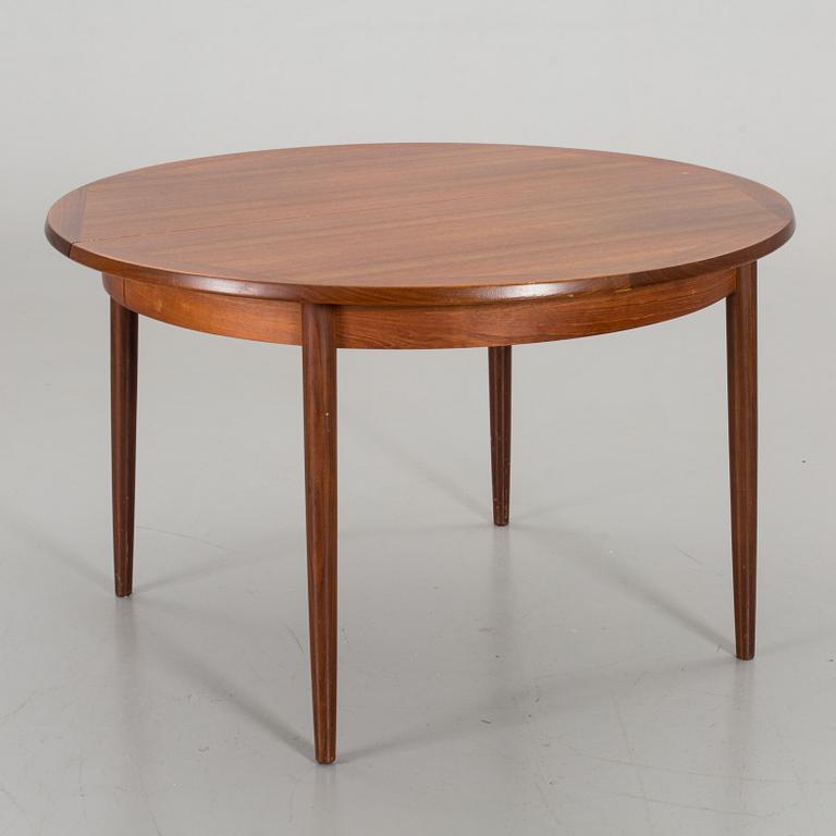 A NORWEGIAN DINNER TABLE, second half of 20th century.