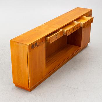 Sven Ekholm & Erik Matsson, sideboard, Swedish Modern "Tusen och en natt”, Lammhults stol- och snickerifabrik, 1940-tal.