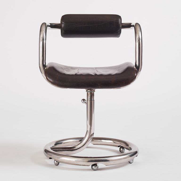 Giotto Stoppino, attributed to, a swivel chair, Italy, 1960-70s.