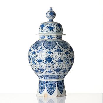 A large blue and white faience jar, Delft, 18th century.