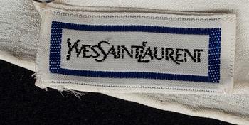 SCARF, Yves Saint Laurent.