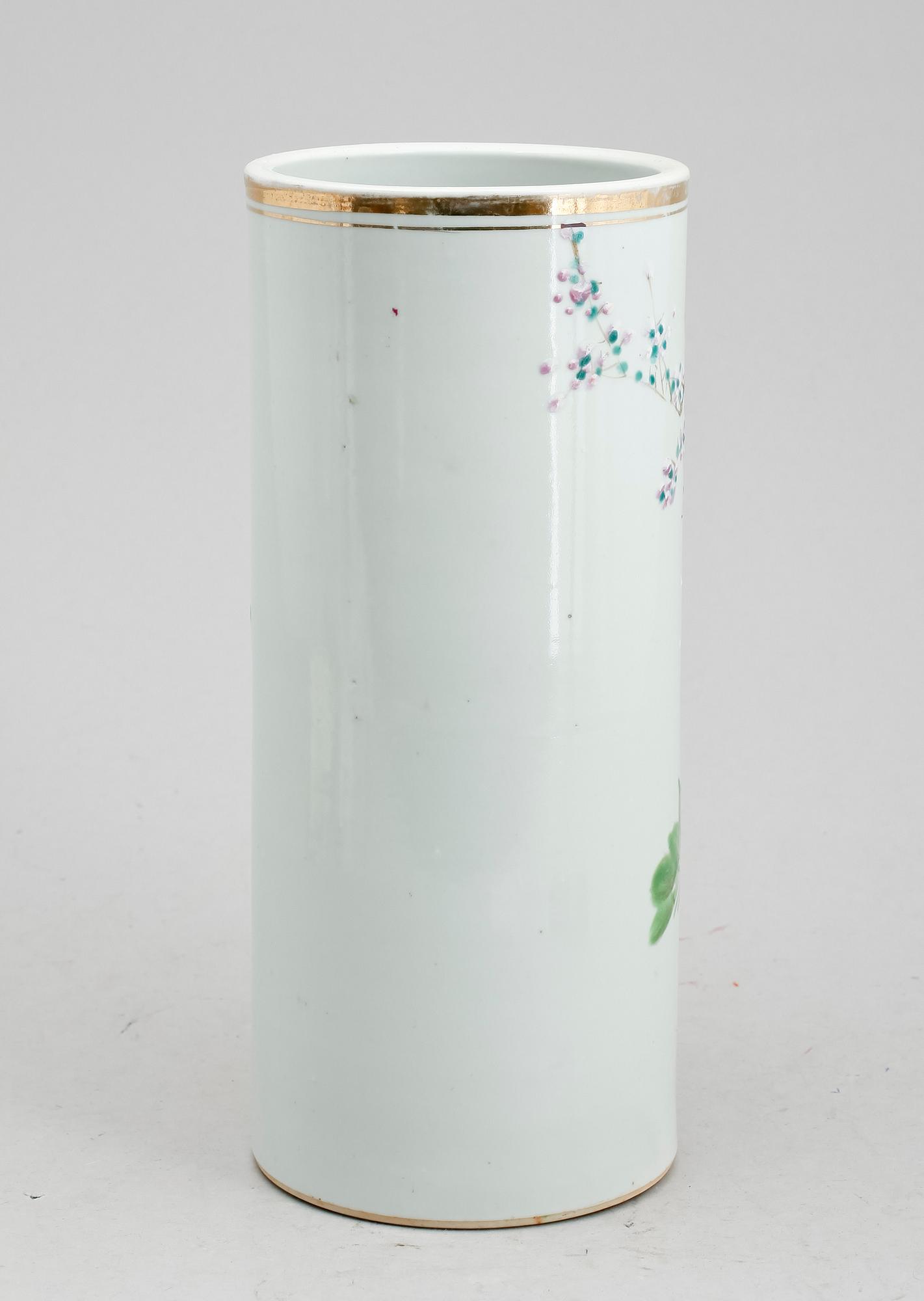 PENSELVAS, porslin, Kina.